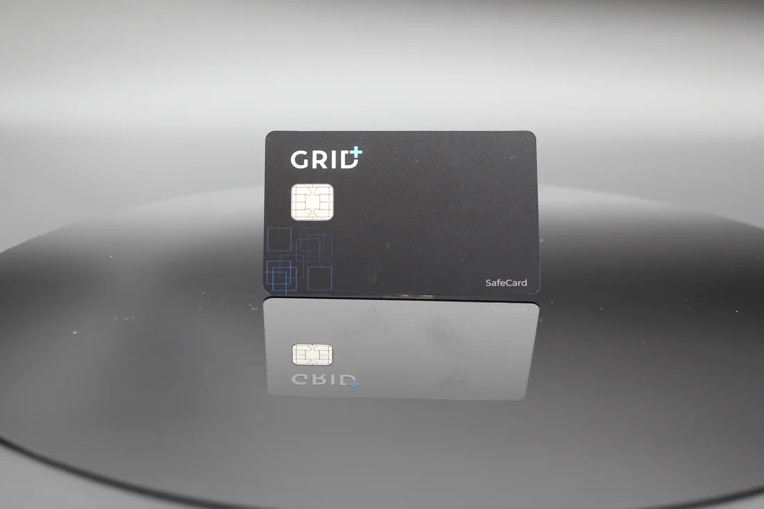 images/wallet_image/gridplus-safecard-wallet/gridplus-safecard-wallet-5.webp