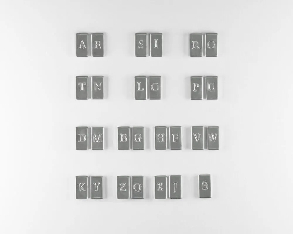 images/wallet_image/cryptosteel-cassette-wallet/cryptosteel-cassette-wallet-4.webp